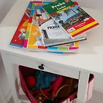 Tichy Blizko Prazskeho Hradu *